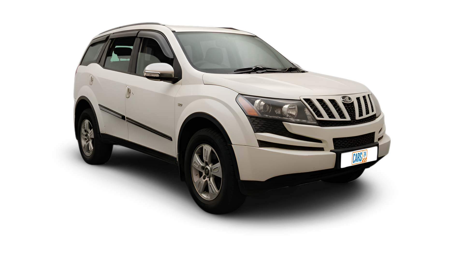 Mahindra XUV500-img